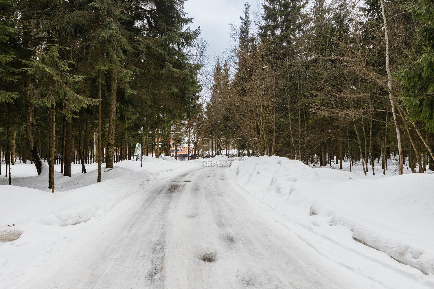 2-этажный коттедж 472 м² без отделки