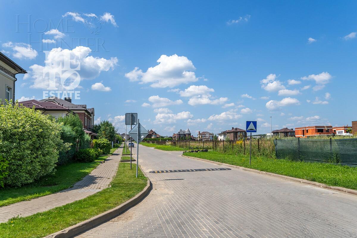 2-этажный коттедж 300 м² с отделкой