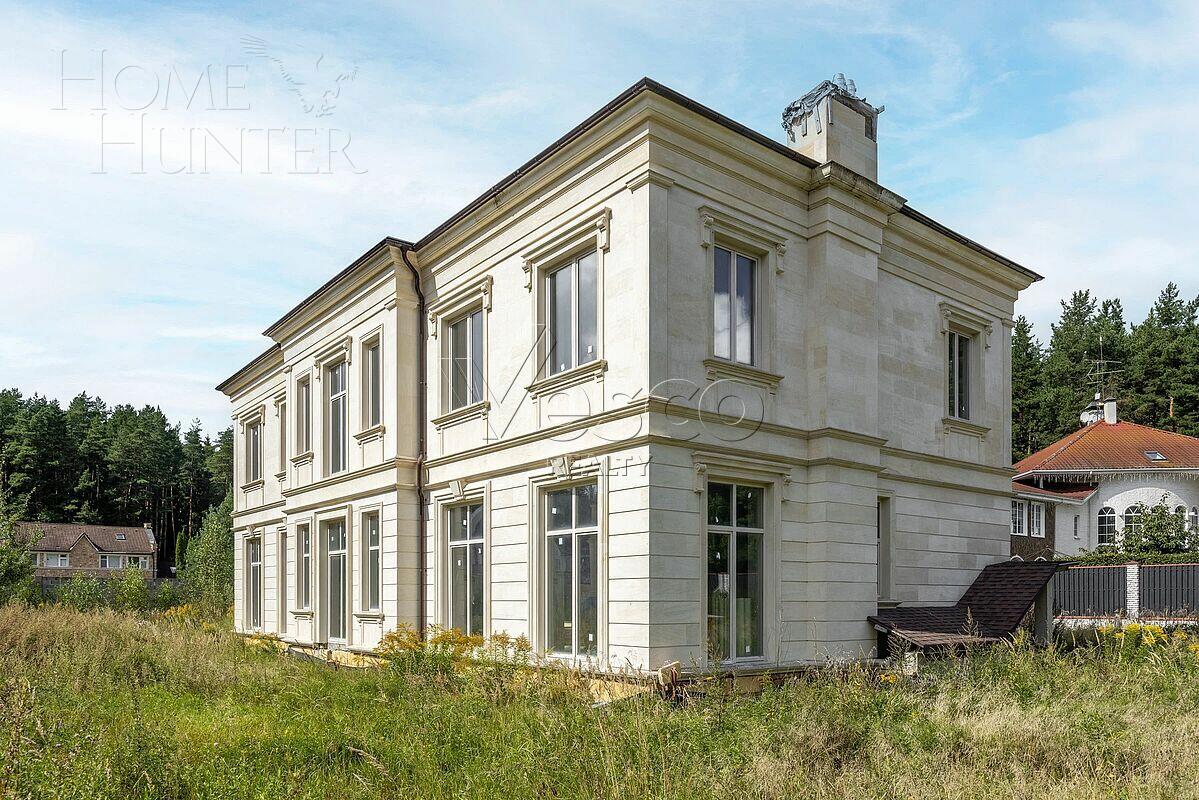 2-этажный коттедж 655 м² без отделки