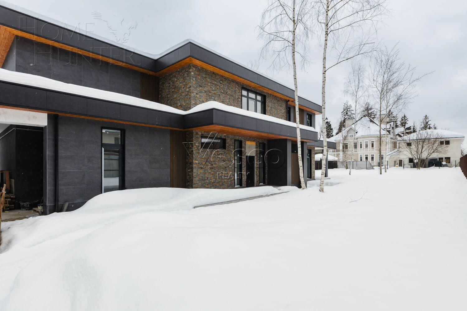 2-этажный коттедж 472 м² без отделки