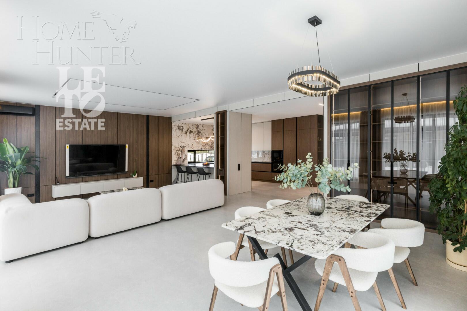 2-этажный коттедж 300 м² с отделкой