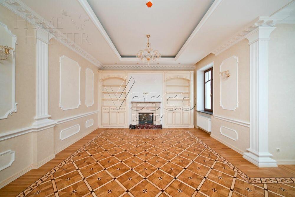 3-этажный коттедж 860 м² с отделкой