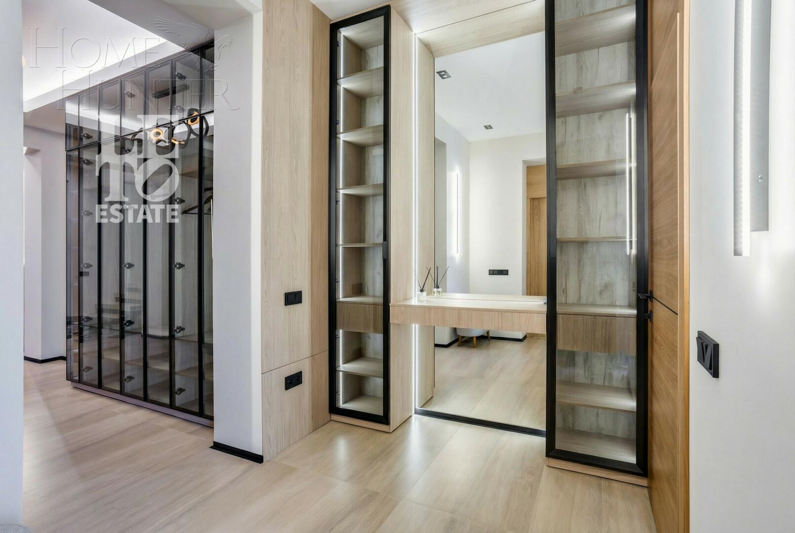 2-этажный коттедж 340 м² с отделкой