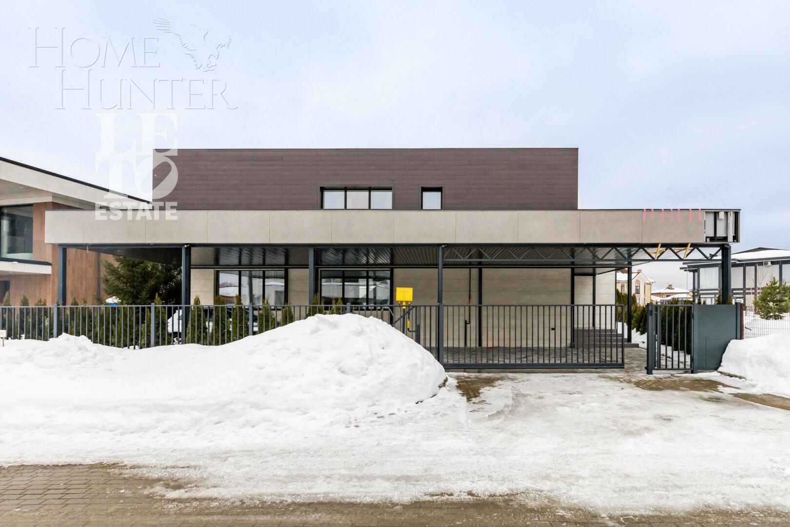 2-этажный коттедж 300 м² с отделкой