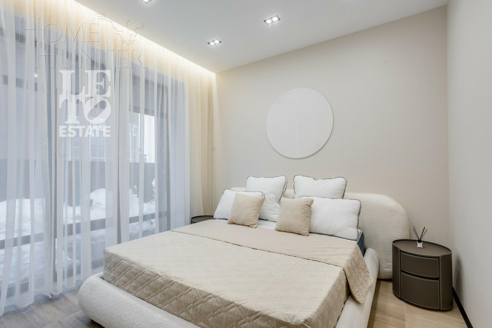 2-этажный коттедж 340 м² с отделкой