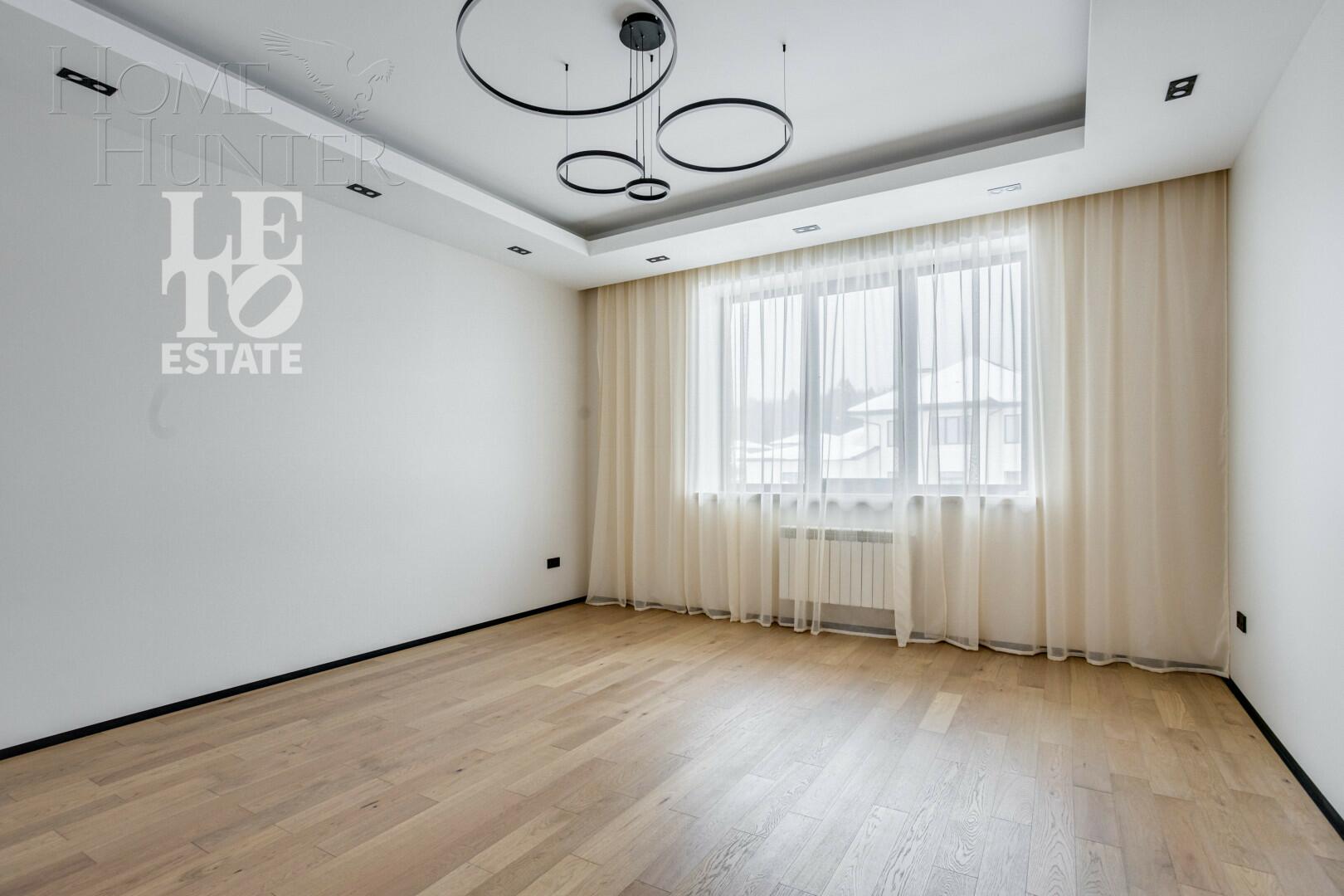 2-этажный коттедж 340 м² с отделкой