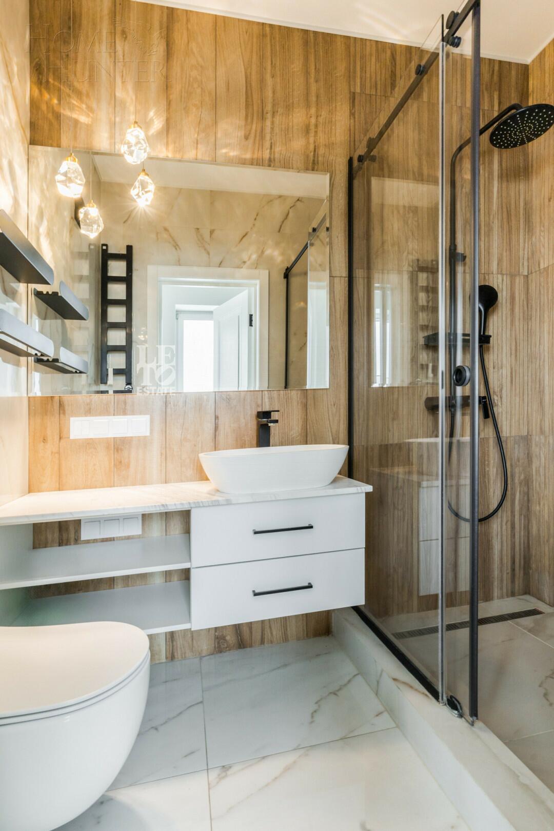 2-этажный коттедж 300 м² с отделкой