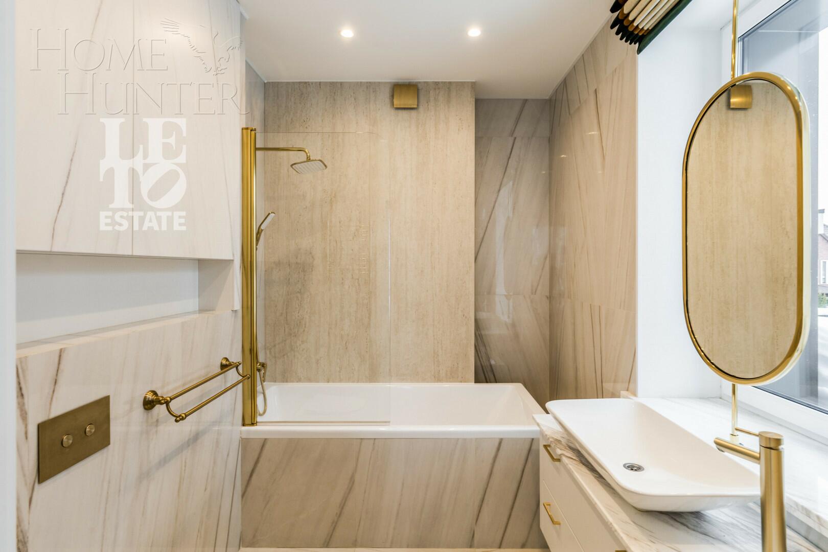 2-этажный коттедж 300 м² с отделкой