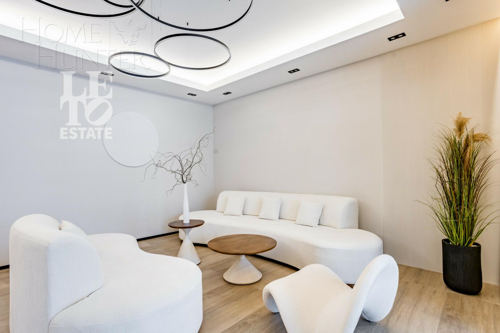 2-этажный коттедж 340 м² с отделкой