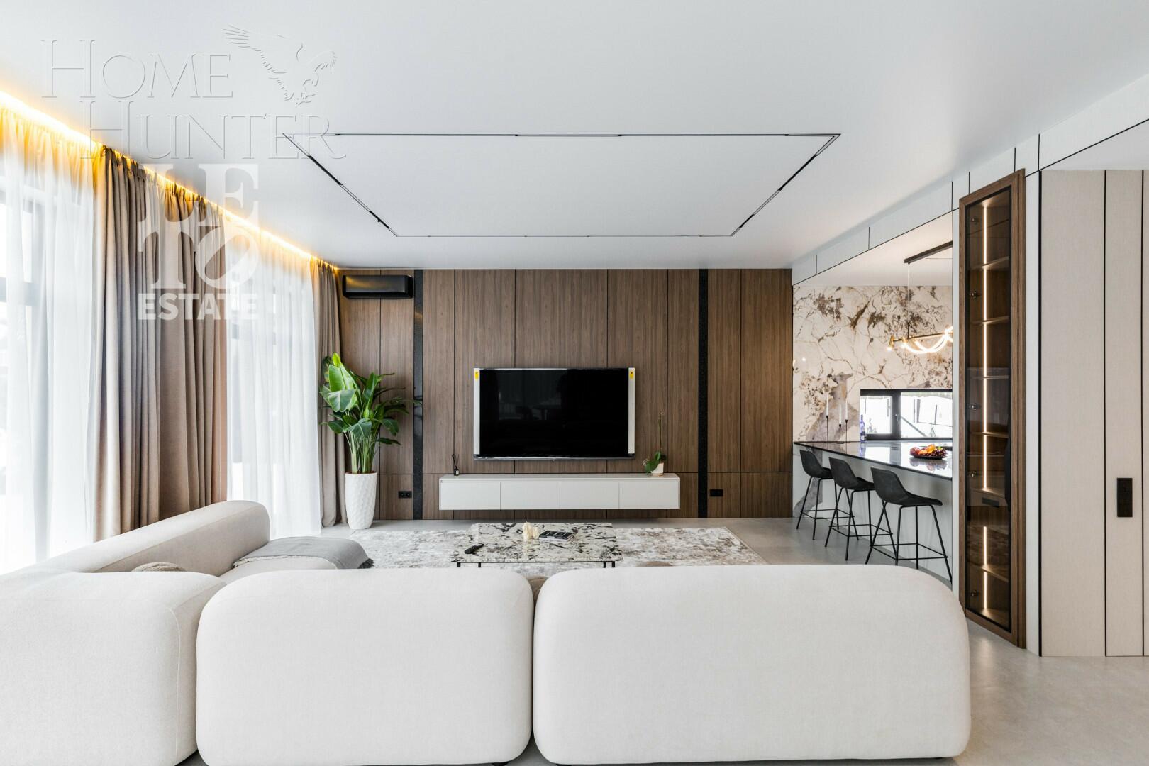 2-этажный коттедж 300 м² с отделкой