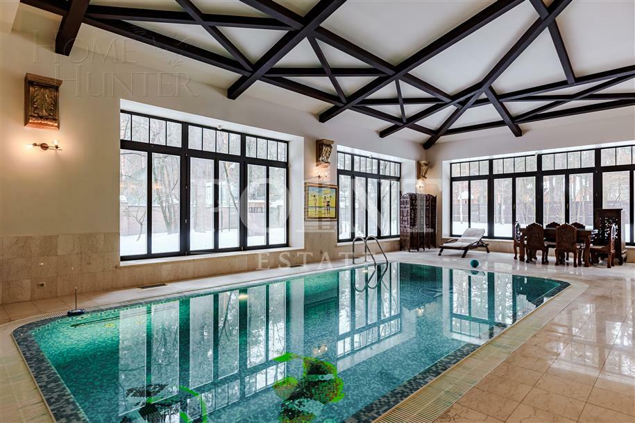 2-этажный коттедж 1 400 м² с отделкой