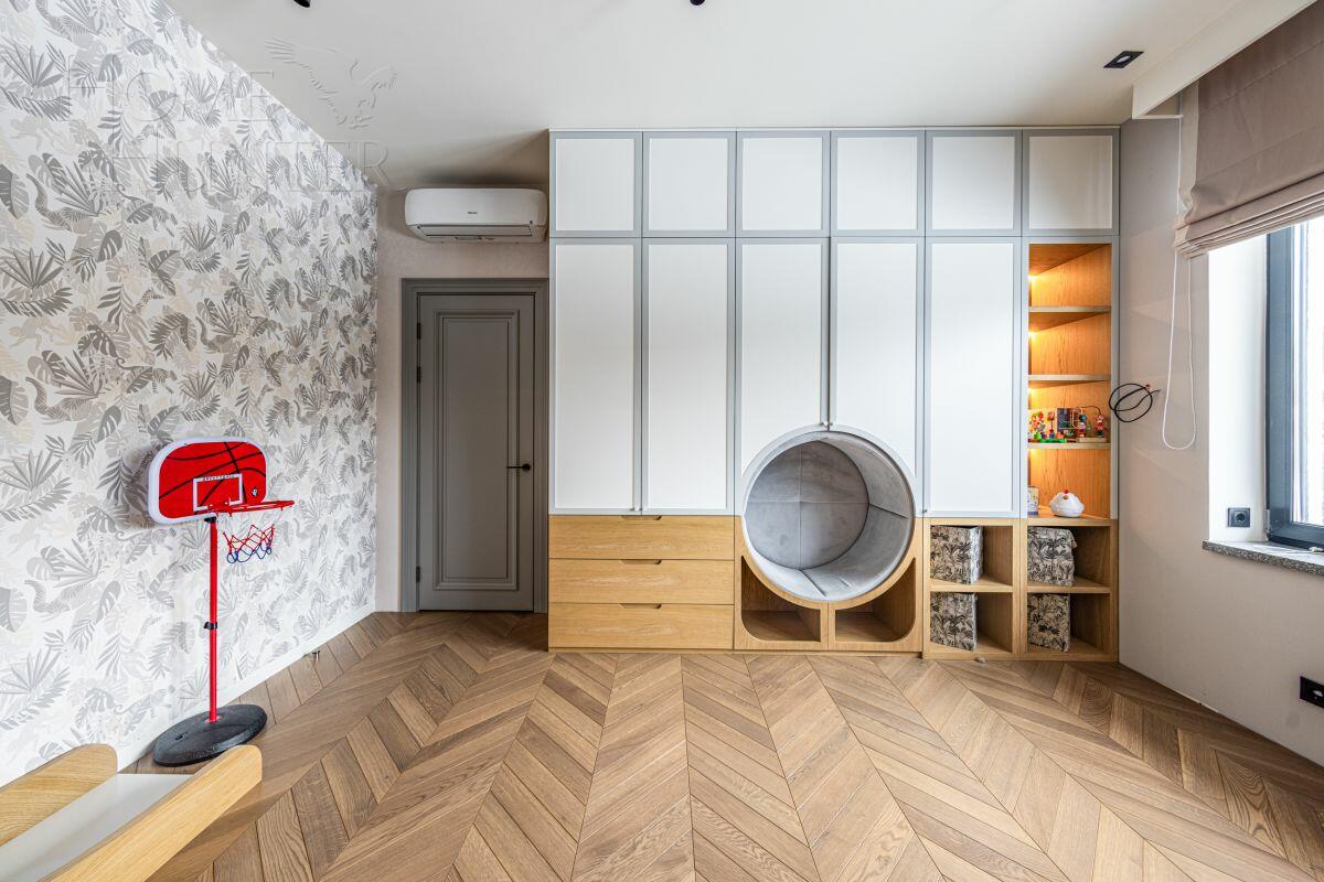 2-этажный коттедж 310 м² с отделкой