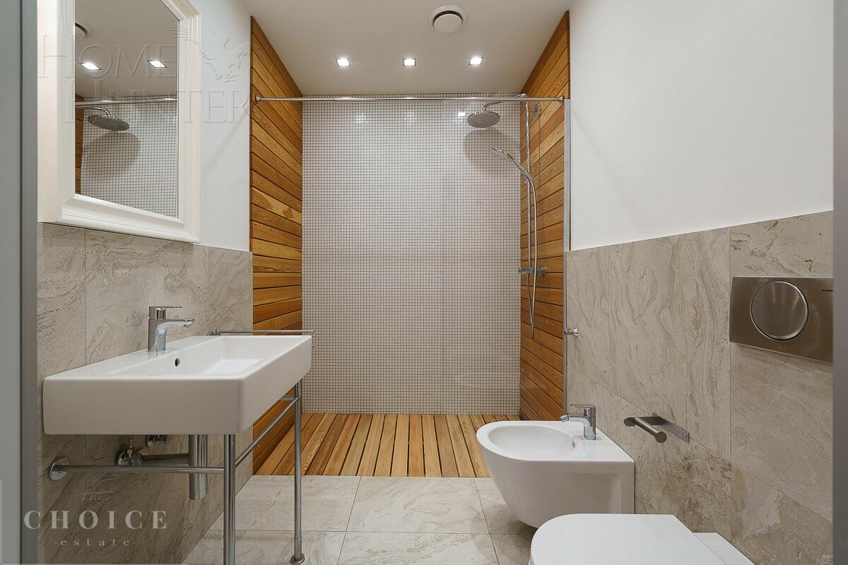 2-этажный коттедж 790 м² с отделкой