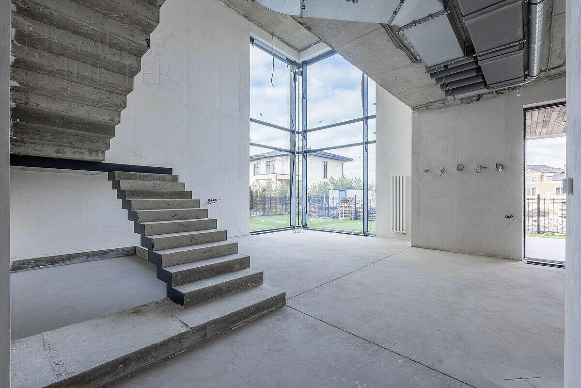 2-этажный коттедж 453 м² без отделки