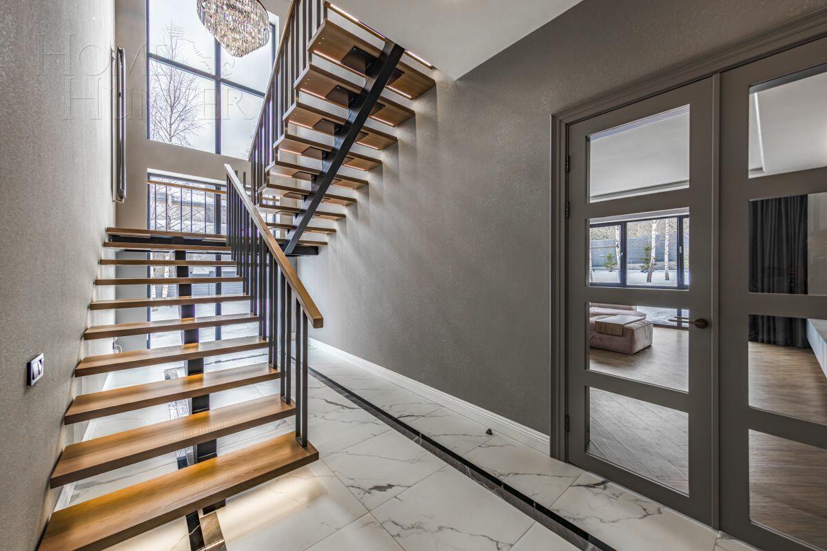 2-этажный коттедж 310 м² с отделкой