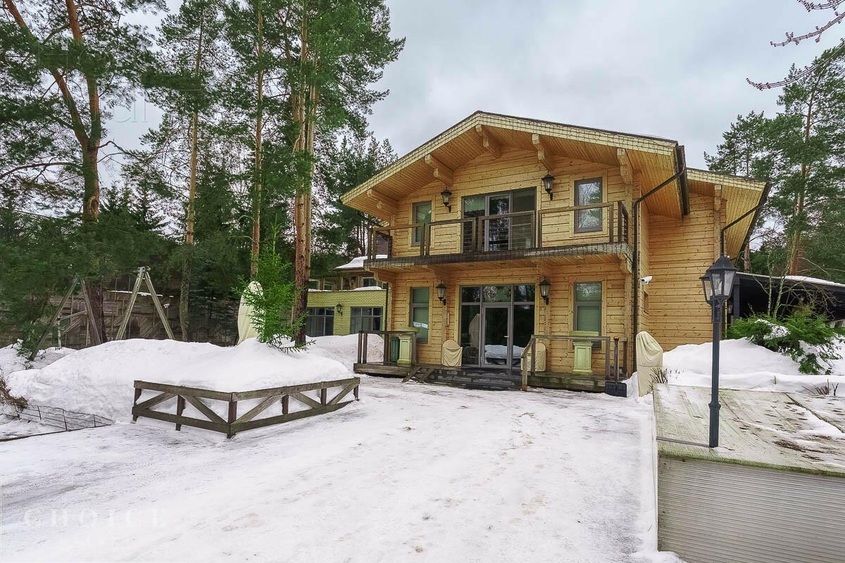 2-этажный коттедж 790 м² с отделкой