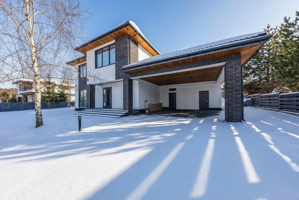 2-этажный коттедж 310 м² с отделкой