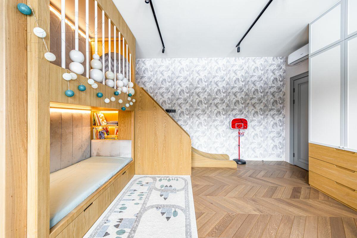 2-этажный коттедж 310 м² с отделкой