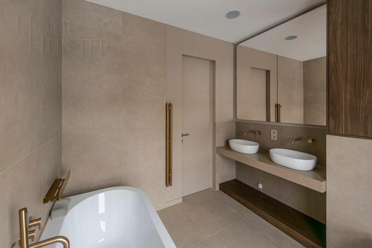 2-этажный коттедж 262 м² с отделкой