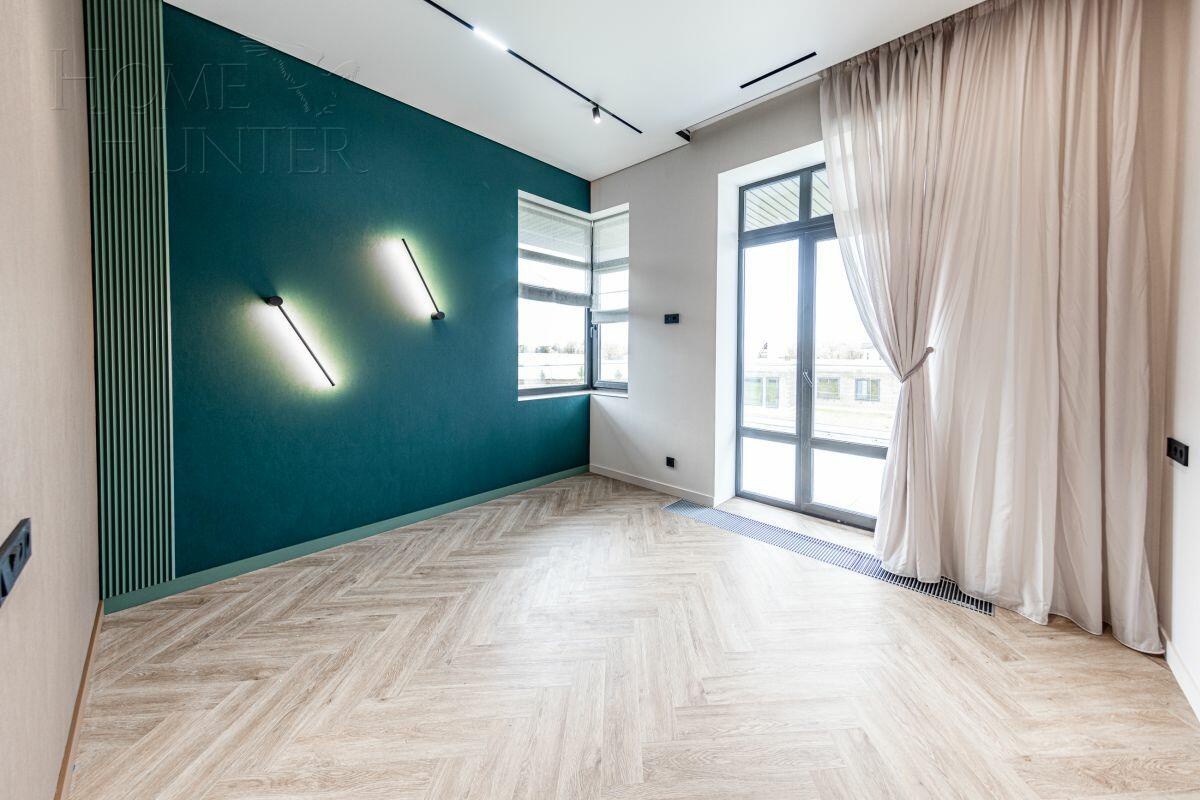 2-этажный коттедж 353 м² с отделкой