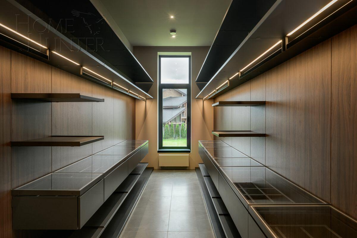 2-этажный коттедж 622 м² с отделкой