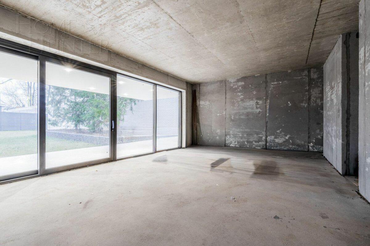 2-этажный коттедж 560 м² без отделки