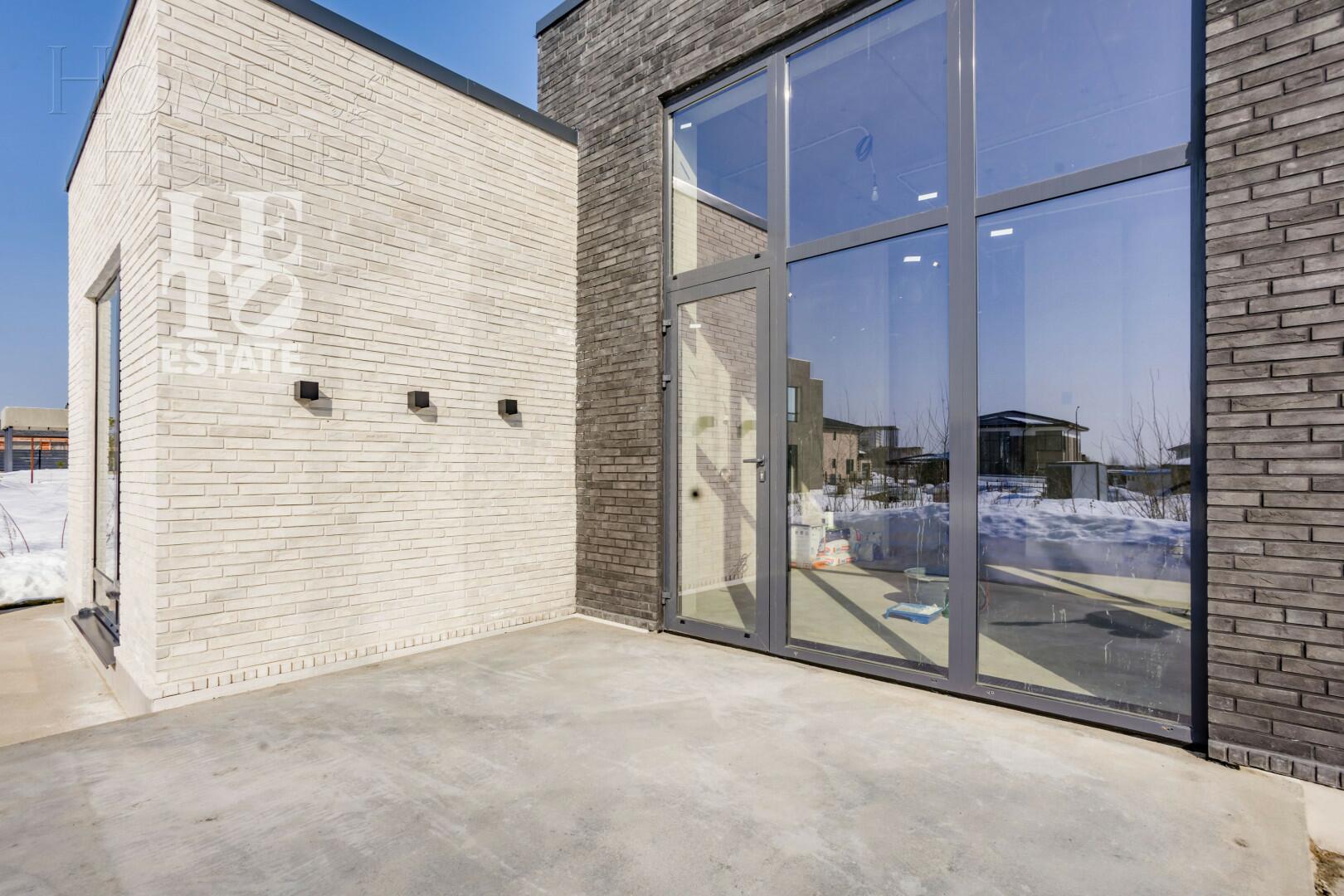 1-этажный коттедж 160 м² без отделки