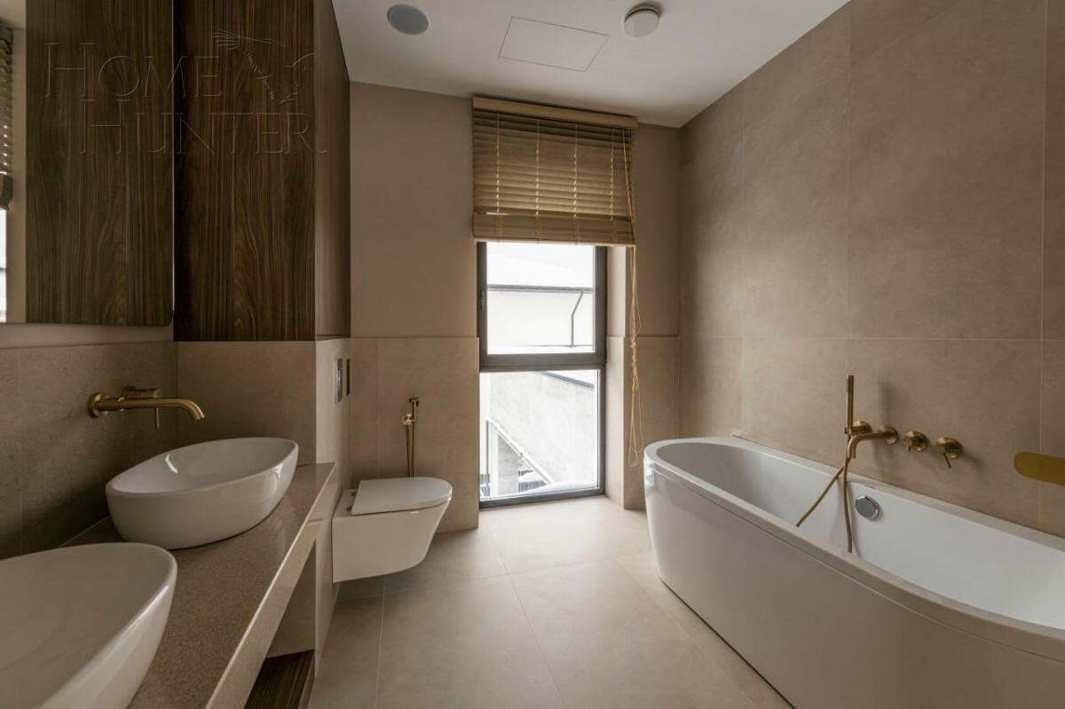 2-этажный коттедж 262 м² с отделкой