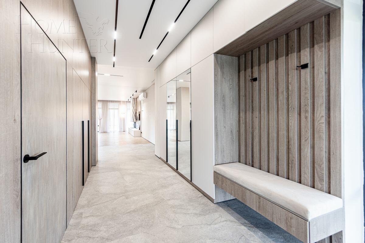 2-этажный коттедж 353 м² с отделкой