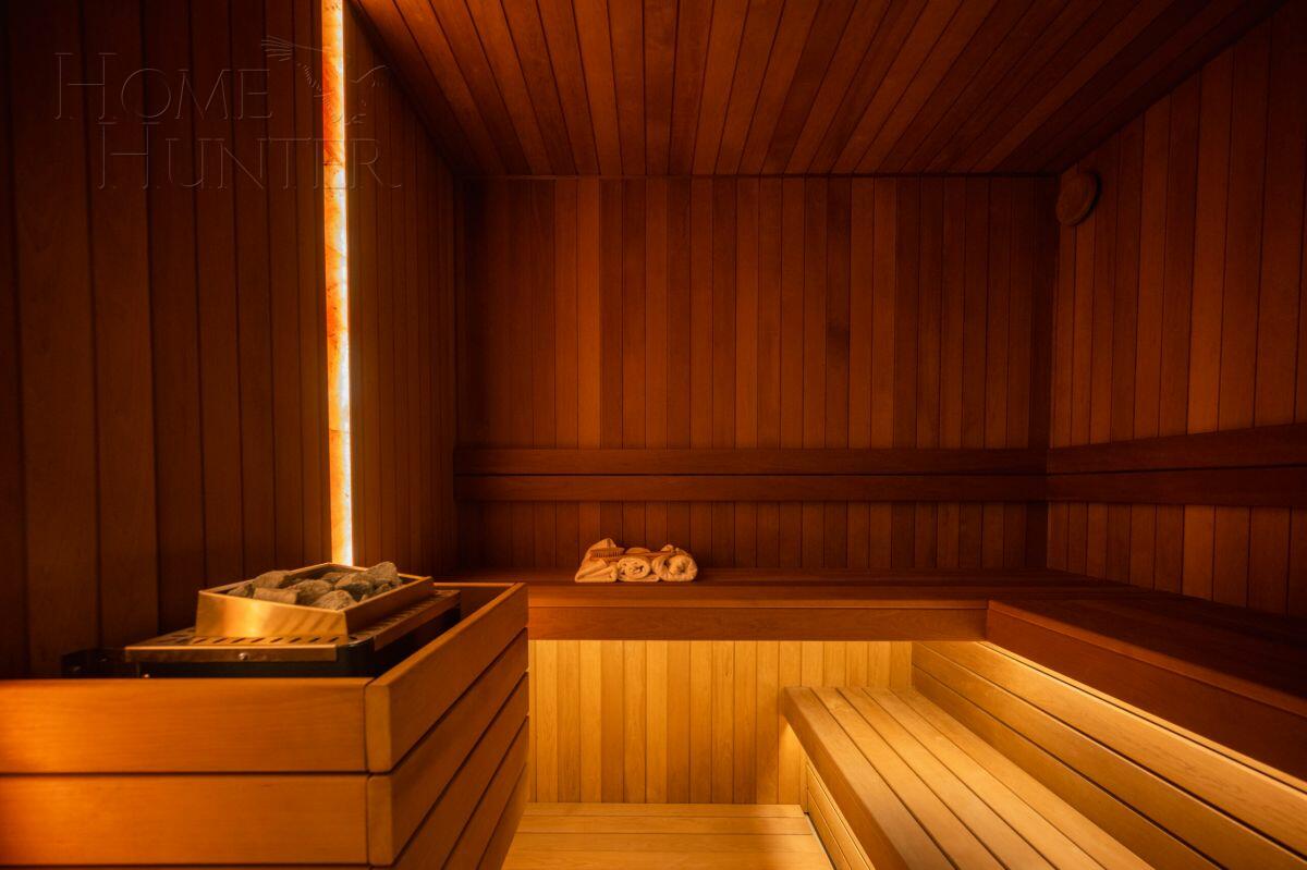 2-этажный коттедж 300 м² с отделкой