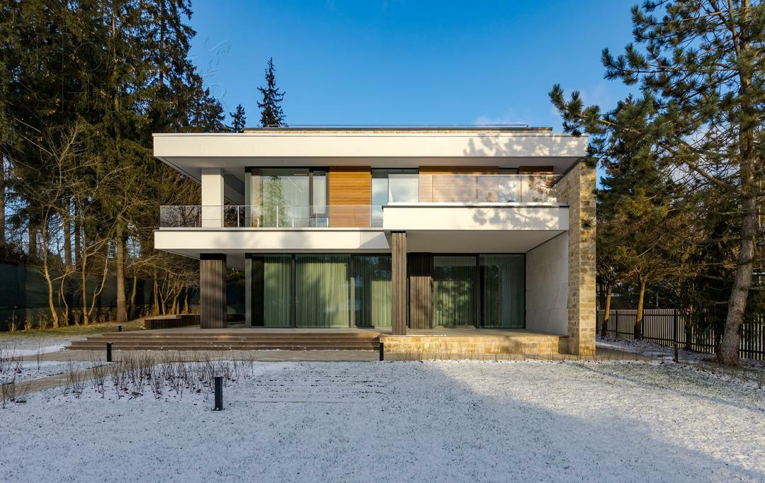 2-этажный коттедж 743 м² без отделки