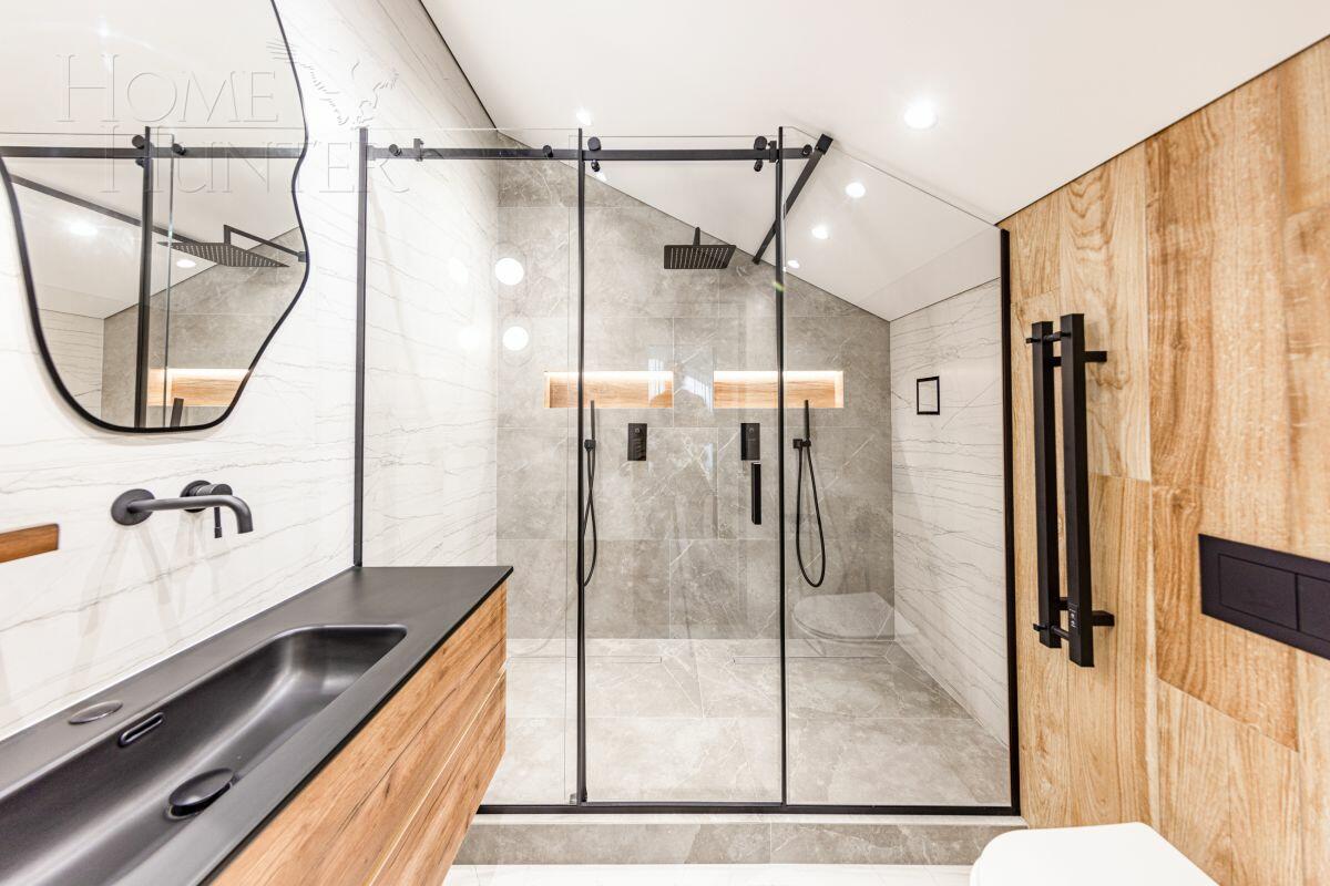 2-этажный коттедж 271 м² с отделкой