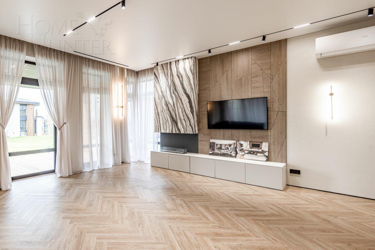 2-этажный коттедж 353 м² с отделкой