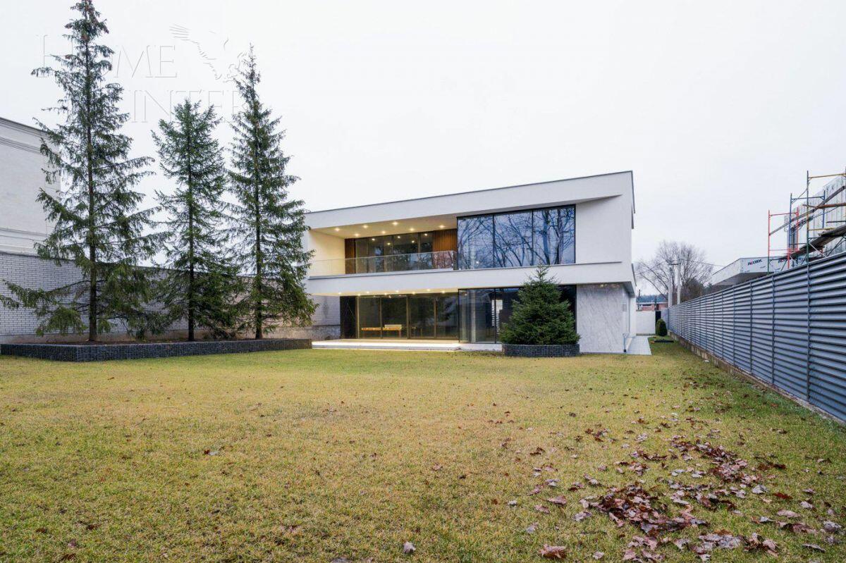 2-этажный коттедж 560 м² без отделки