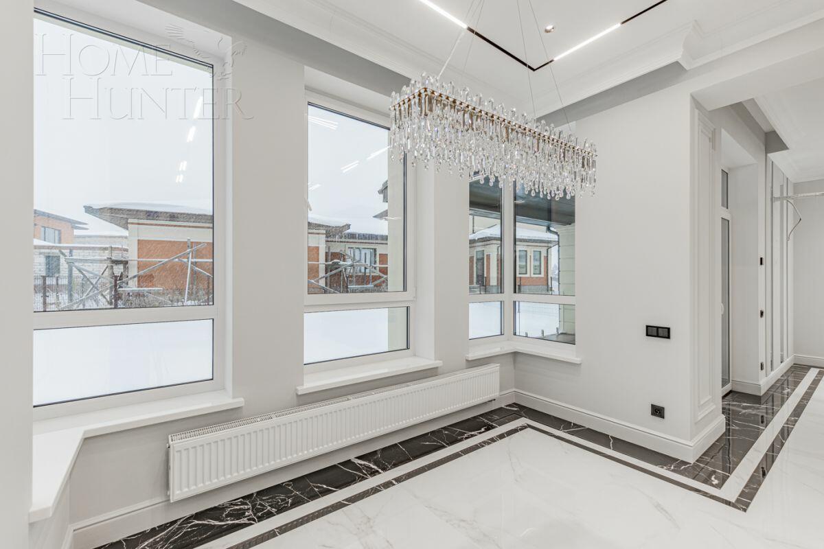 2-этажный коттедж 240 м² с отделкой