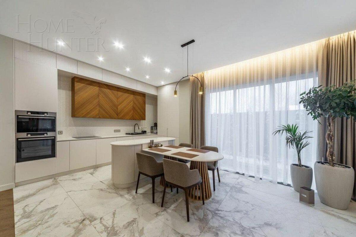 2-этажный коттедж 357 м² с отделкой