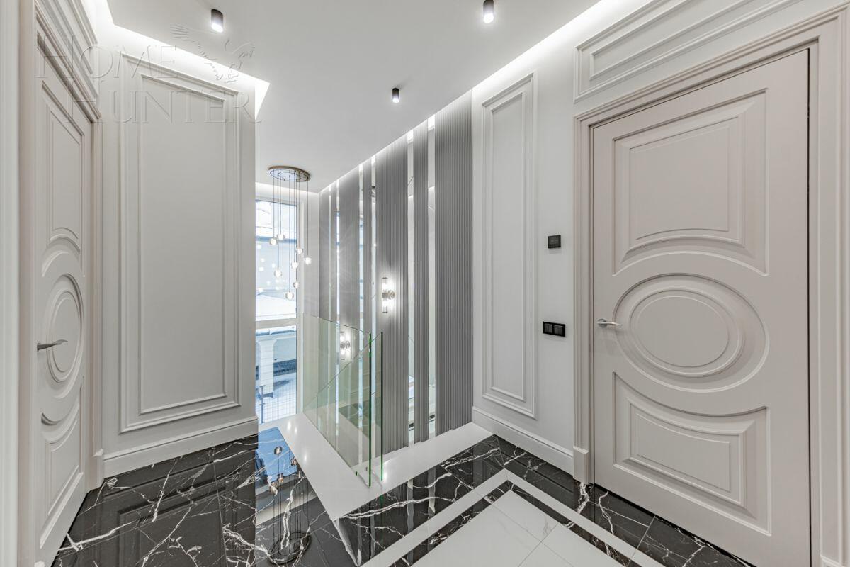 2-этажный коттедж 240 м² с отделкой