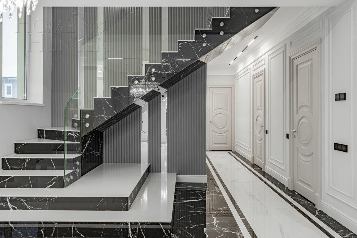 2-этажный коттедж 240 м² с отделкой