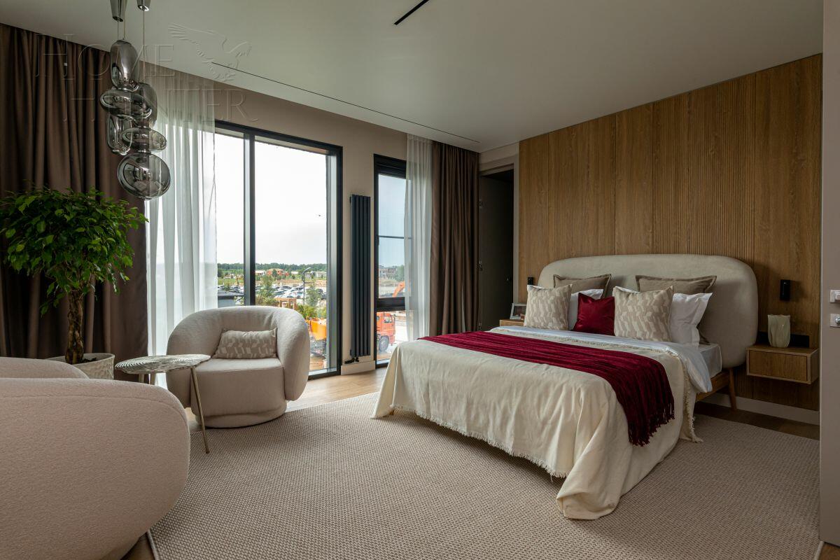 2-этажный коттедж 300 м² с отделкой