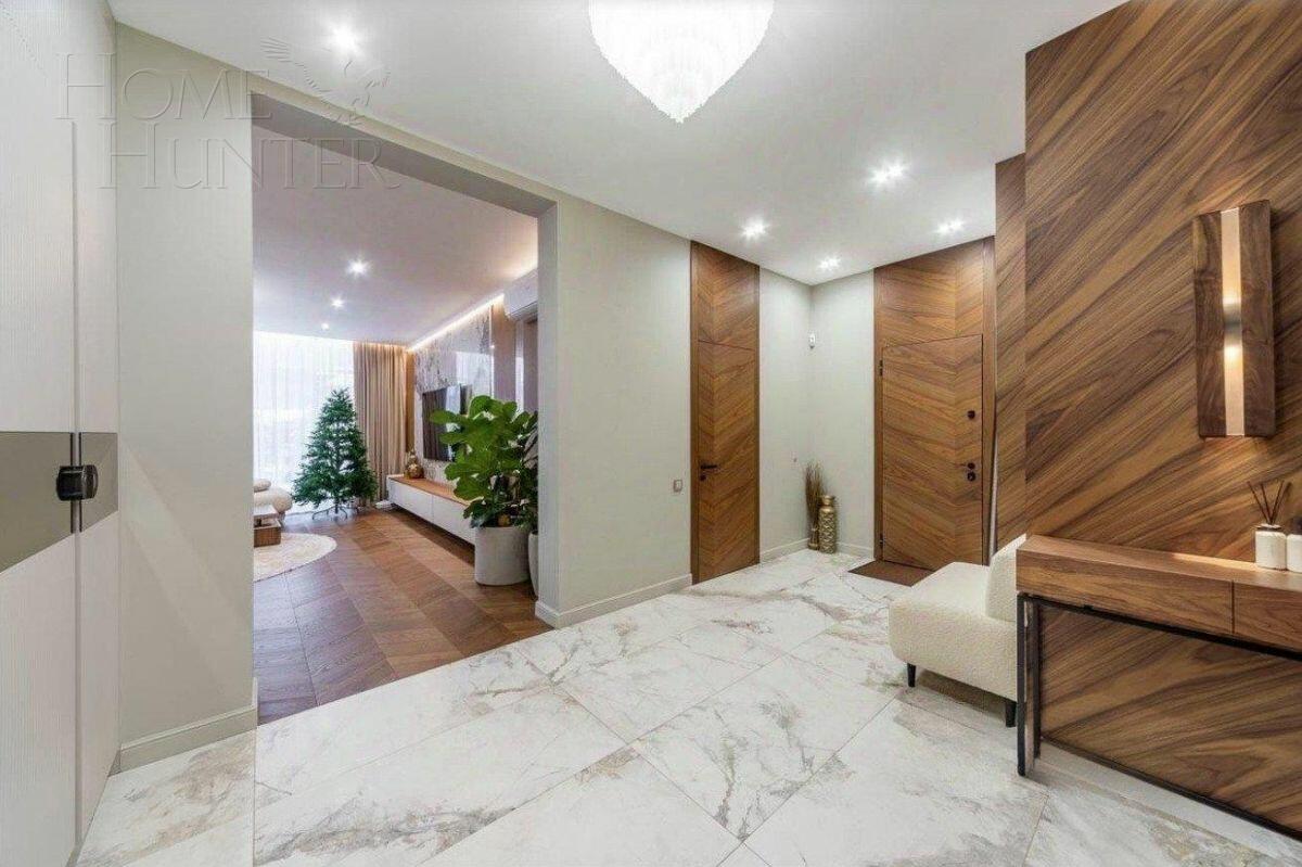 2-этажный коттедж 357 м² с отделкой