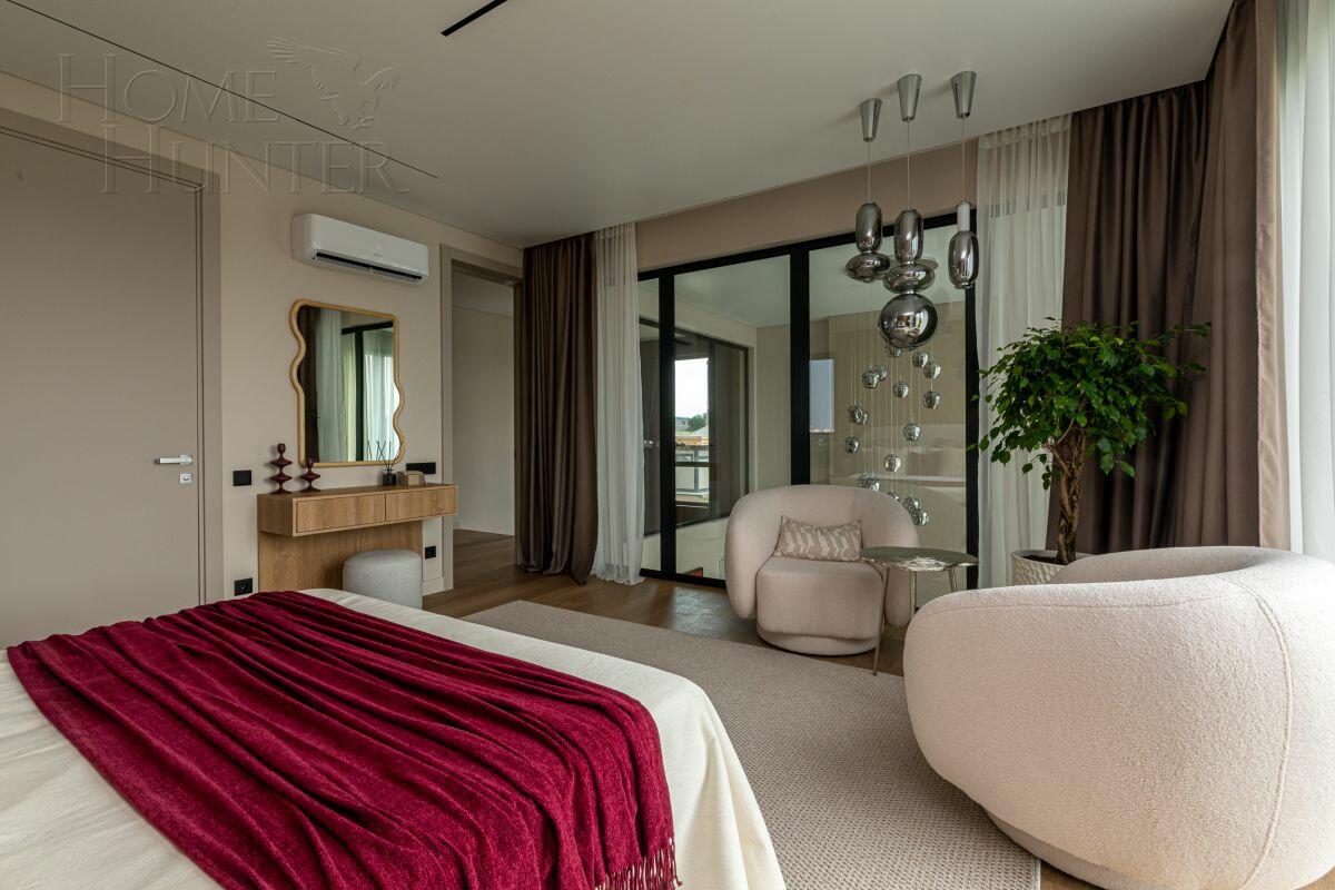 2-этажный коттедж 300 м² с отделкой