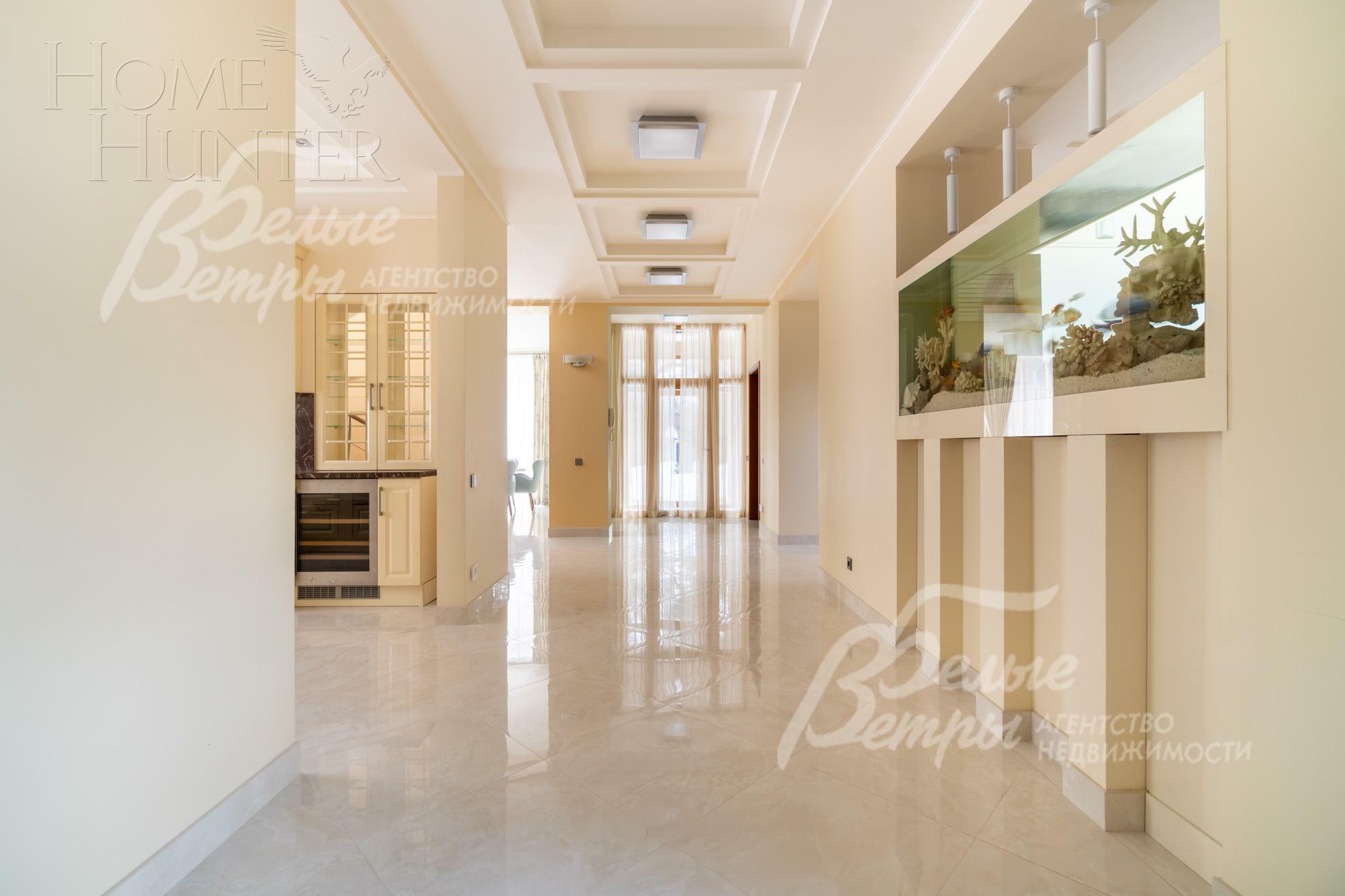 2-этажный коттедж 700 м² с отделкой