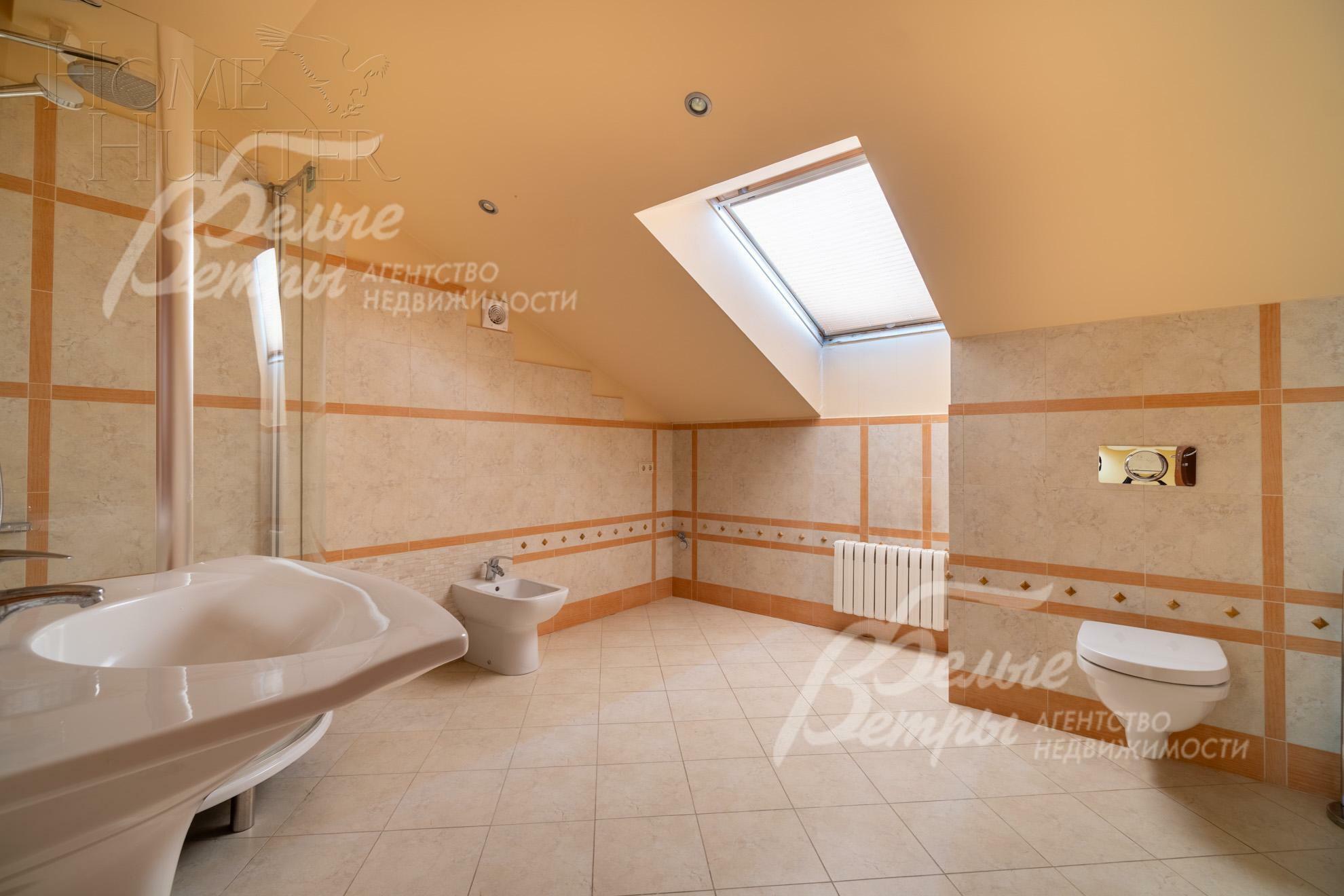 2-этажный коттедж 700 м² с отделкой