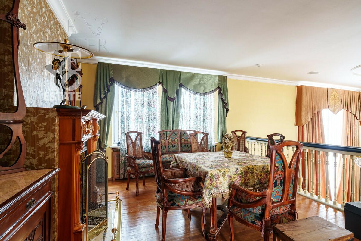 3-этажный коттедж 840 м² с отделкой