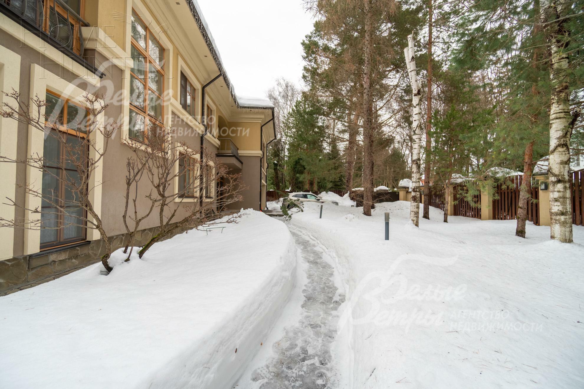 2-этажный коттедж 700 м² с отделкой