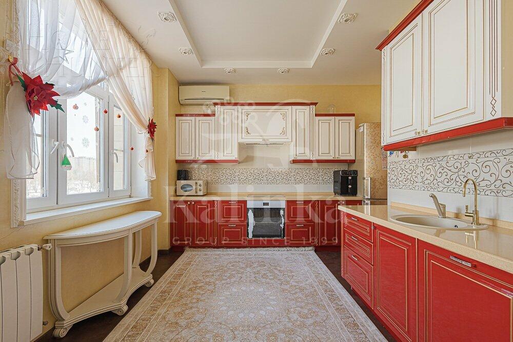 3-КОМН. КВАРТИРА С ОТДЕЛКОЙ 99.9 М² НА 3 ЭТАЖЕ