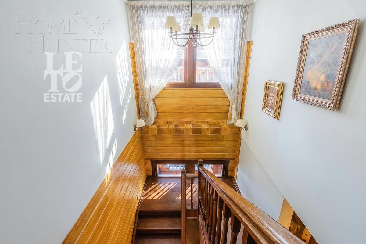 6-этажный коттедж 271 м² с отделкой