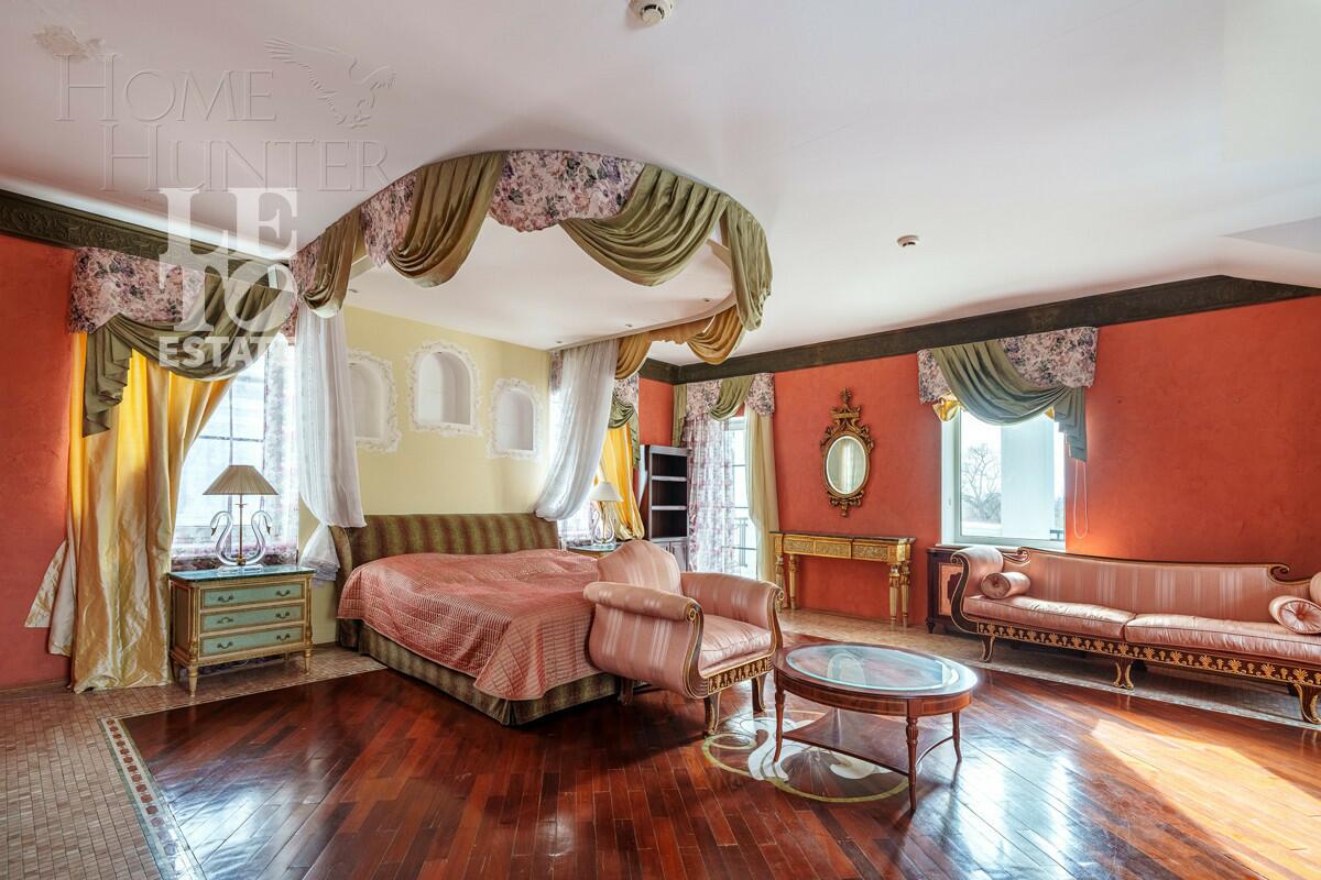 3-этажный коттедж 840 м² с отделкой