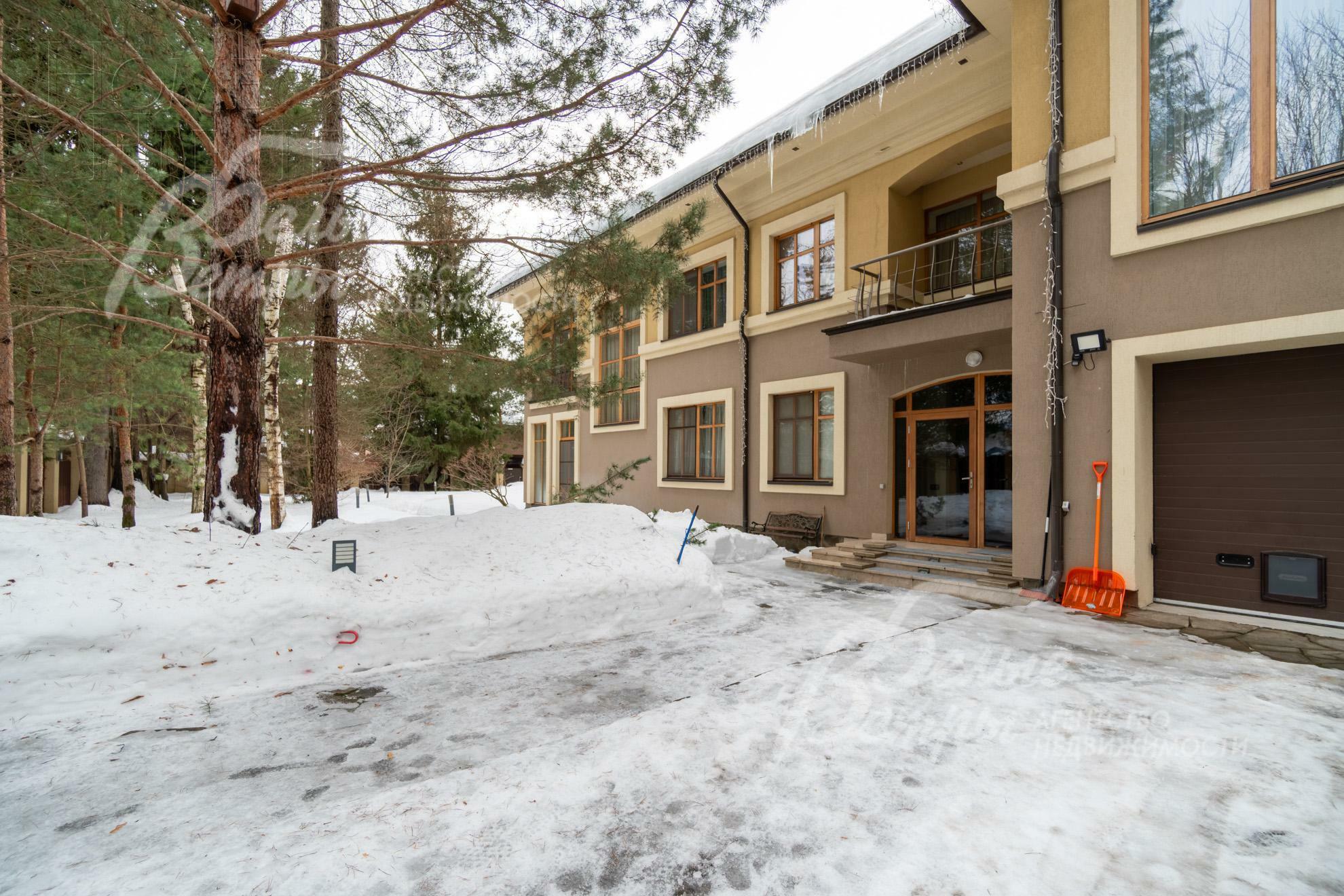 2-этажный коттедж 700 м² с отделкой