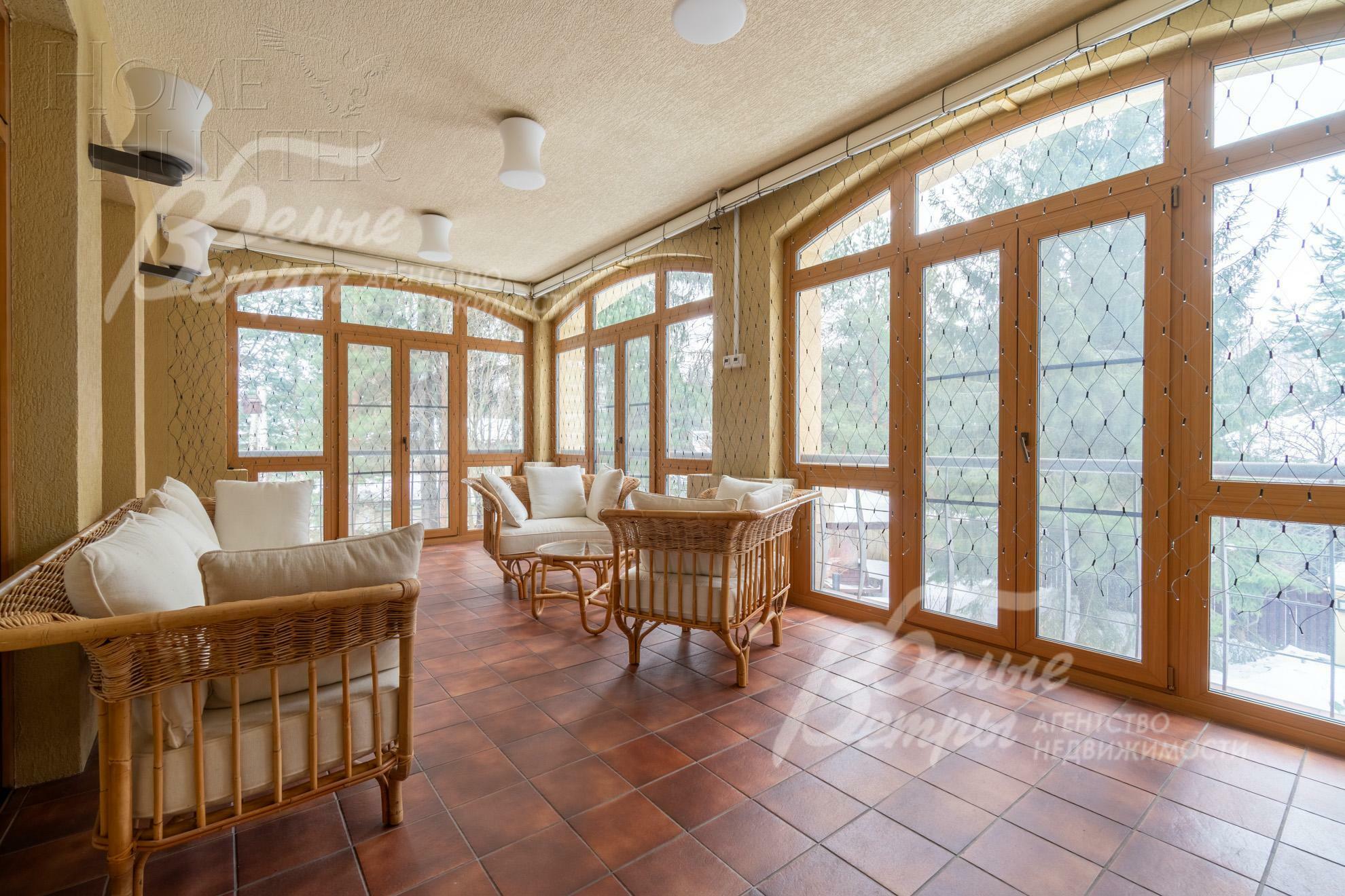 2-этажный коттедж 700 м² с отделкой